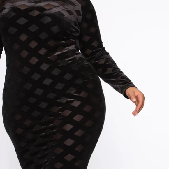 Fashion Nova Looking Forward To It Black Midi Dress 1X EUC - Picture 4 of 4